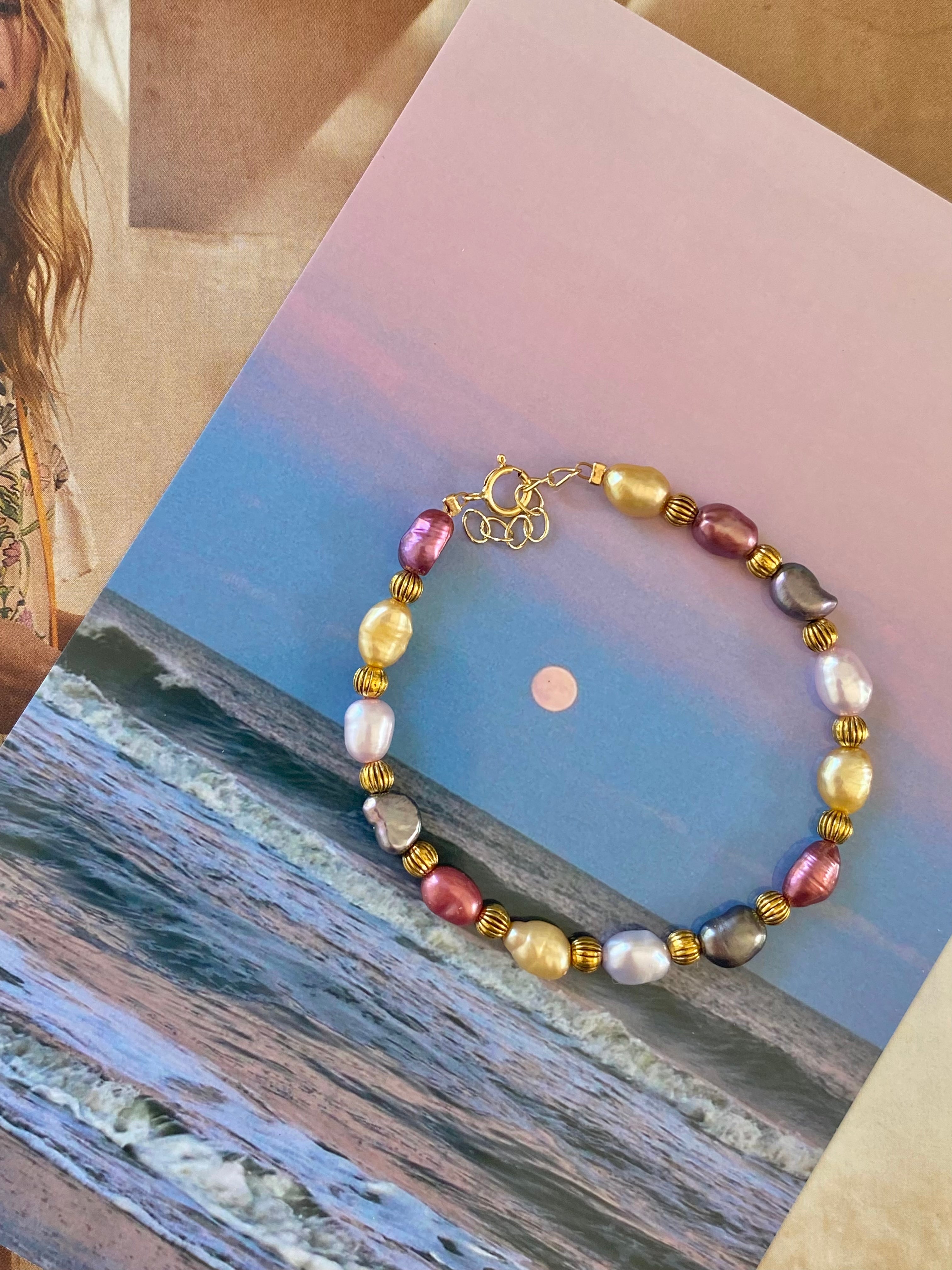 Sunset Pearl Bracelet