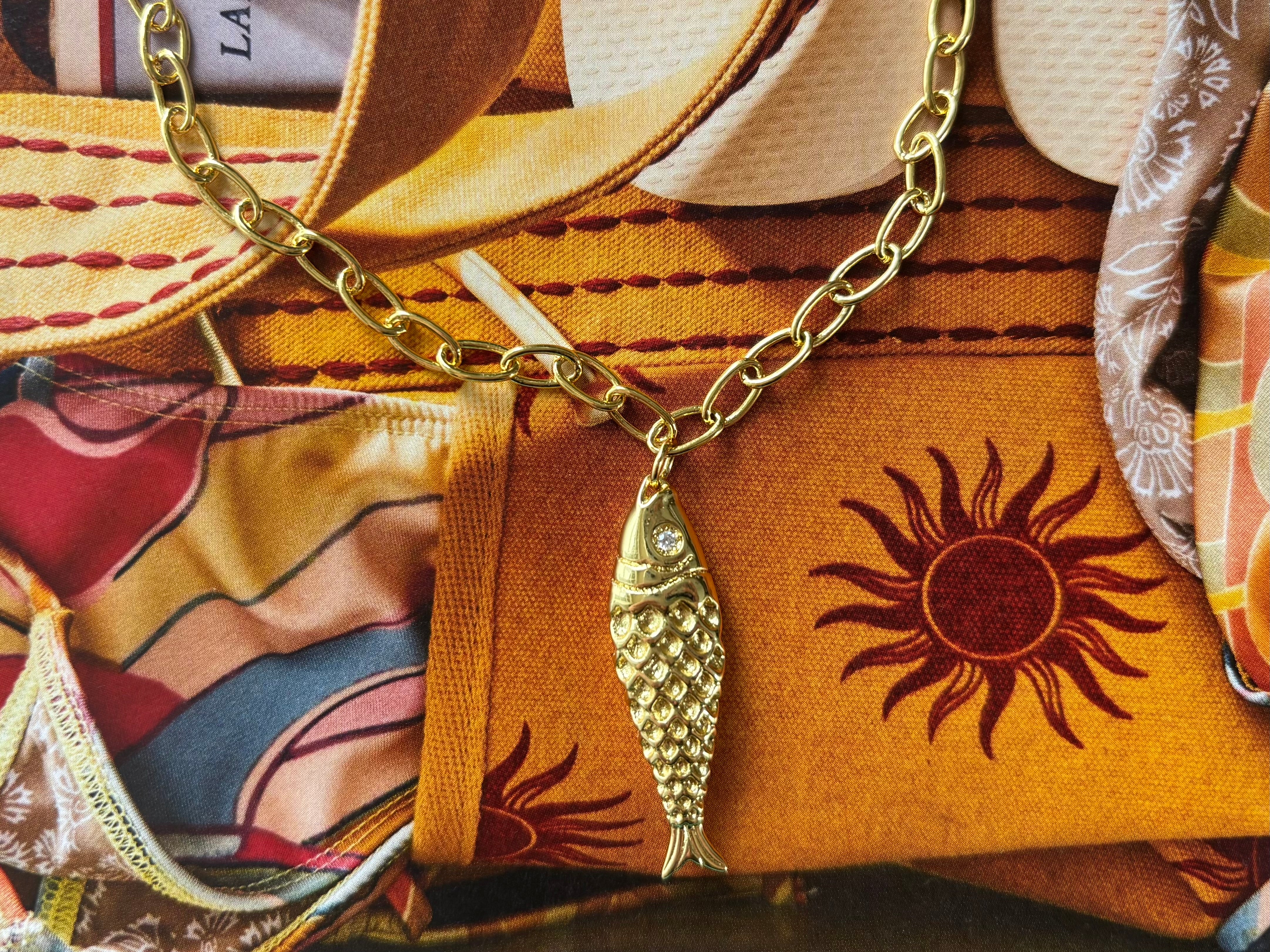 Coastal Catch Necklace