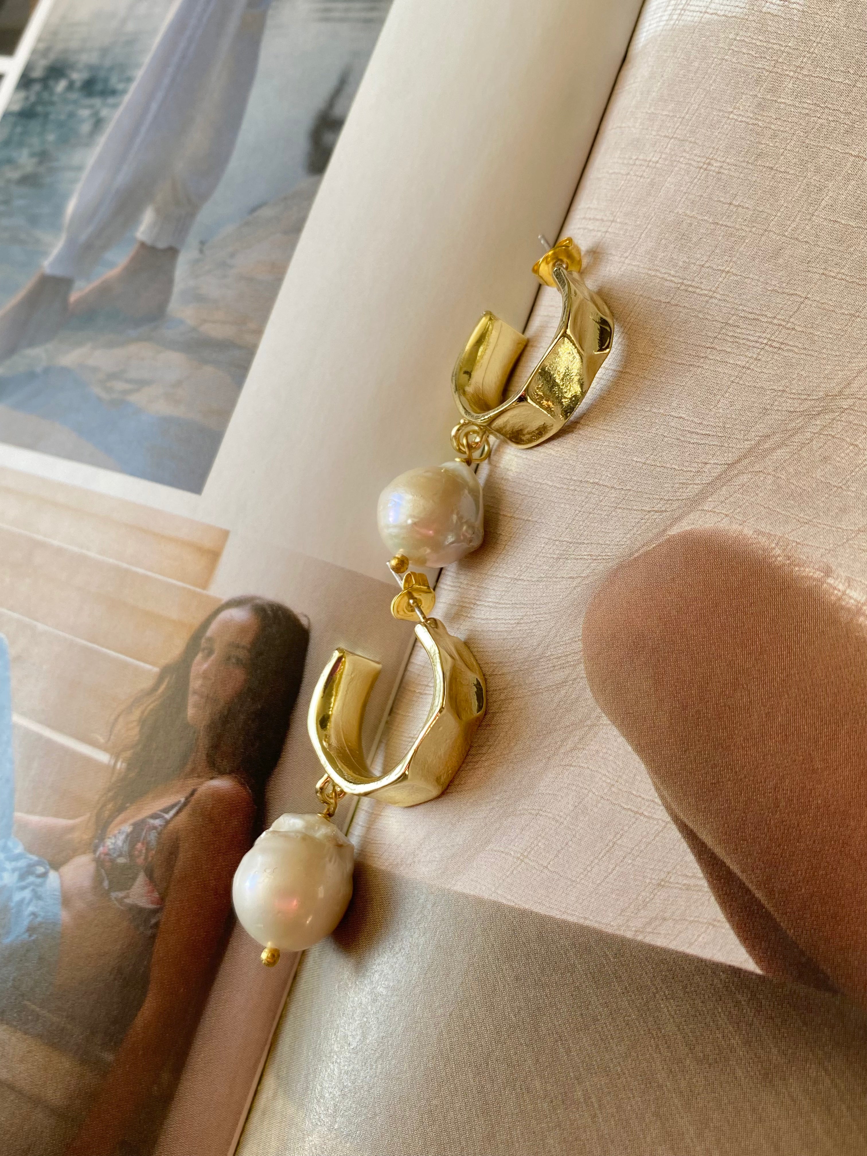 Rome Pearl Earrings