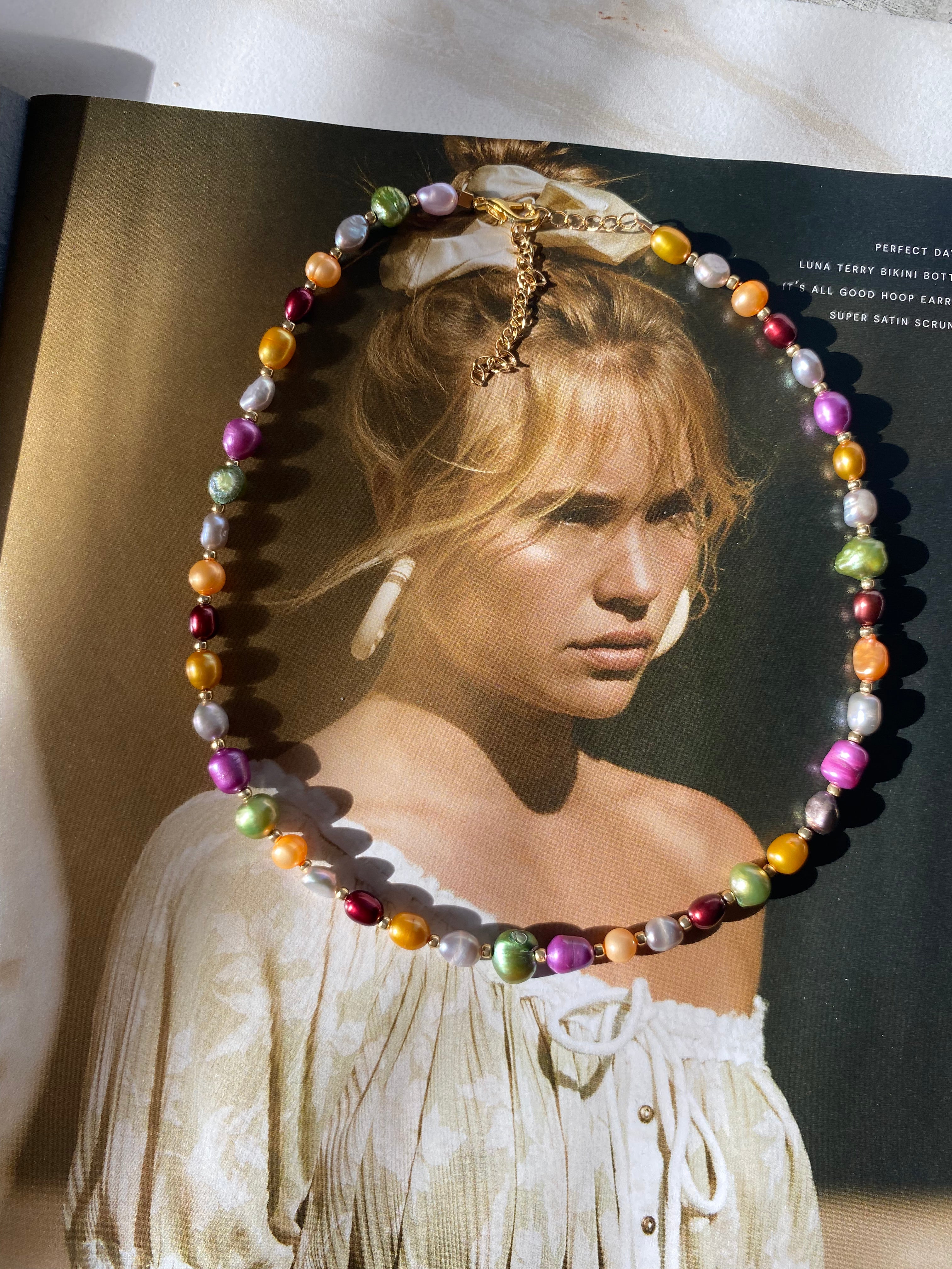 Lorikeet Pearl Choker